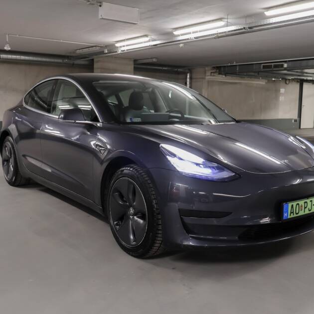 Tesla Model 3 Standard Range Plus